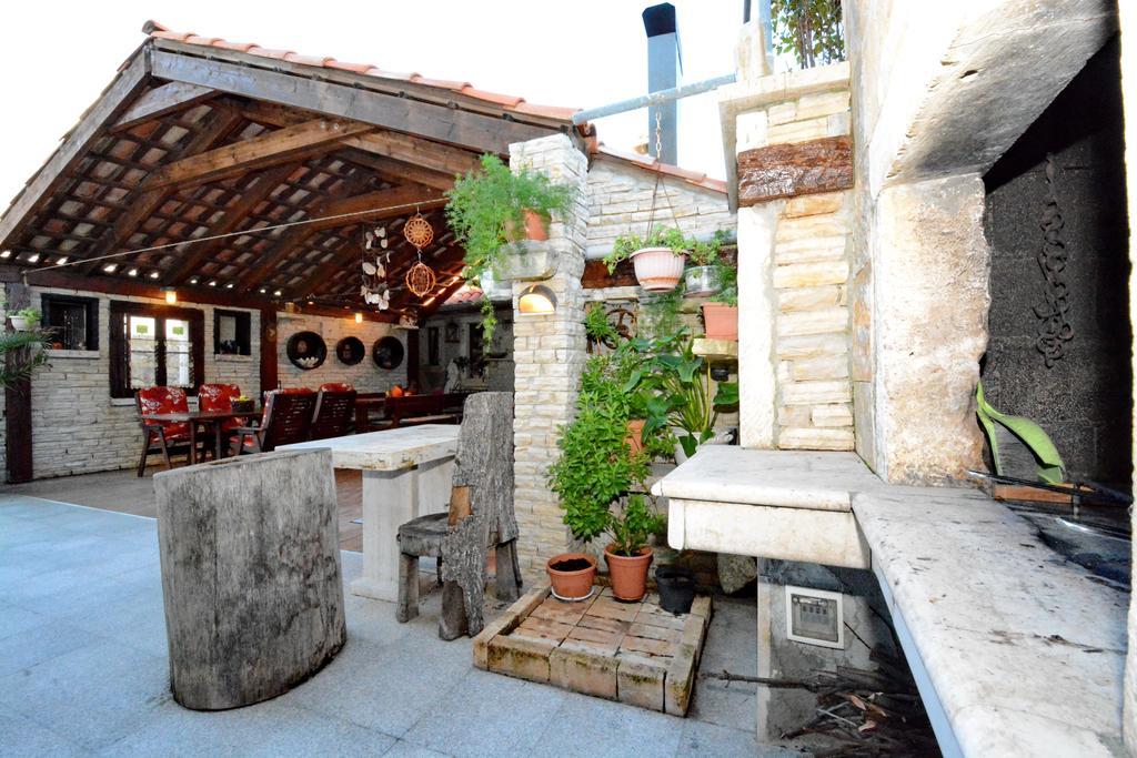 פטרצ'אנה Villa Batur מראה חיצוני תמונה